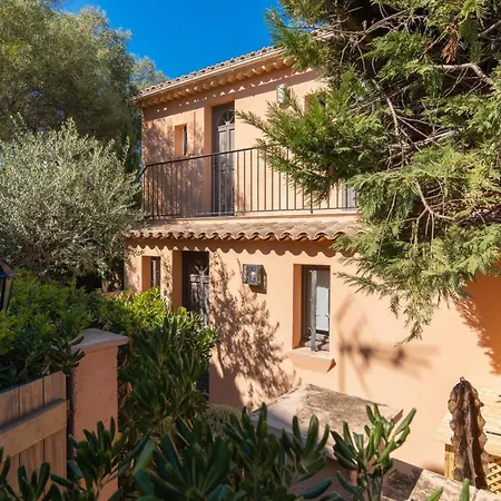 펜션 La Pausa, Maison De Avec Jardin Centre De Tropez